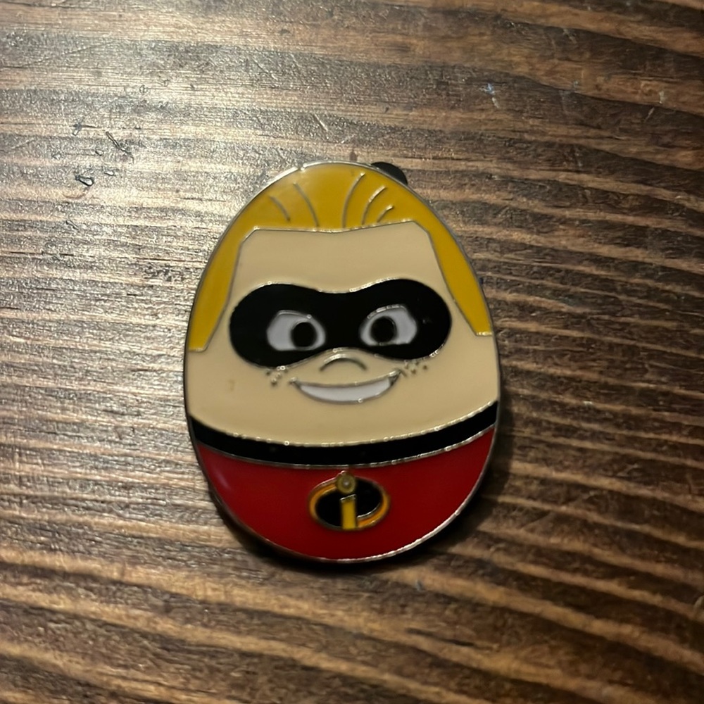 Disney HongKong Dash pin